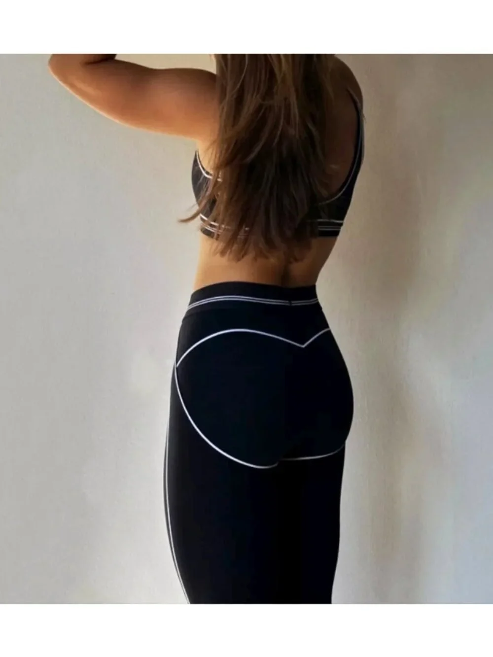 Alo Airbrush High-Waist Heart Throb Leggings Black White Hi-Rise Waisted Tights